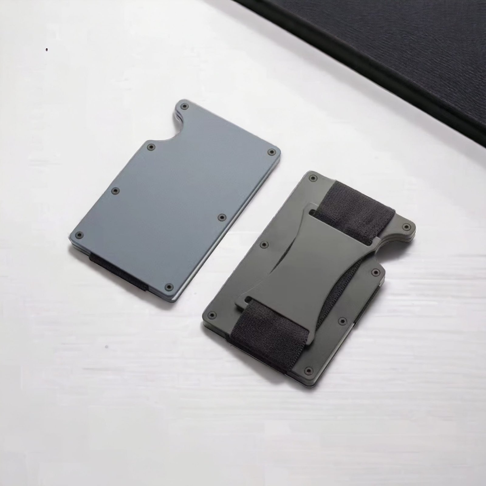 Ultra-Slim Metal Wallet with Integrated Money Clip - Image 2