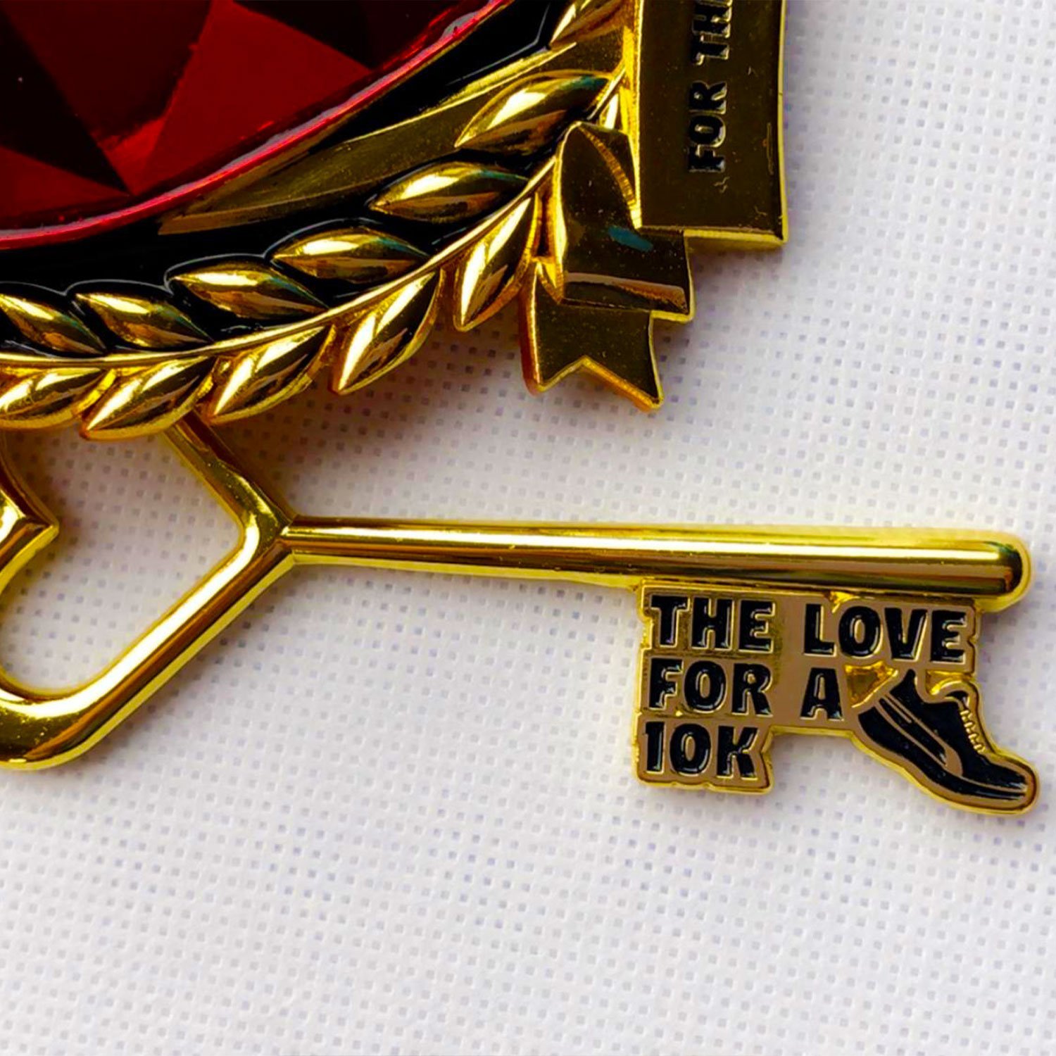 For the Love of Running heart medal and key – detail 4