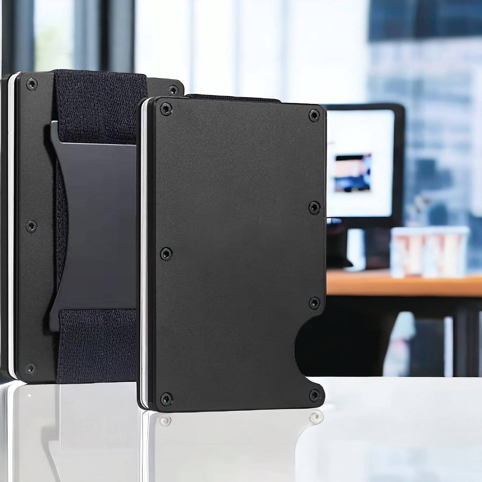 Ultra-Slim Metal Wallet with Integrated Money Clip - Image 6